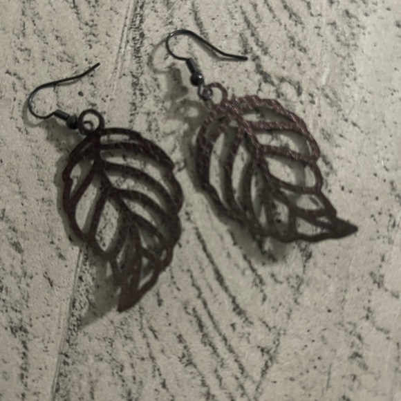 Faux Leather Leaf Earrings - Picture 2 of 6